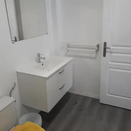 Le Royal Aubrac - Gites Ostello Aubrac